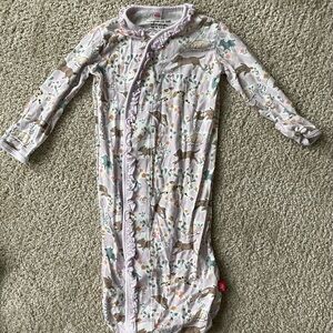 Magnetic Me Gown Size NB-3M